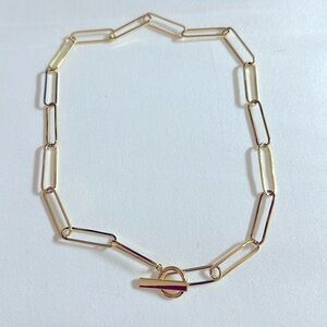 Like new Gorjana large paperclip gold necklace